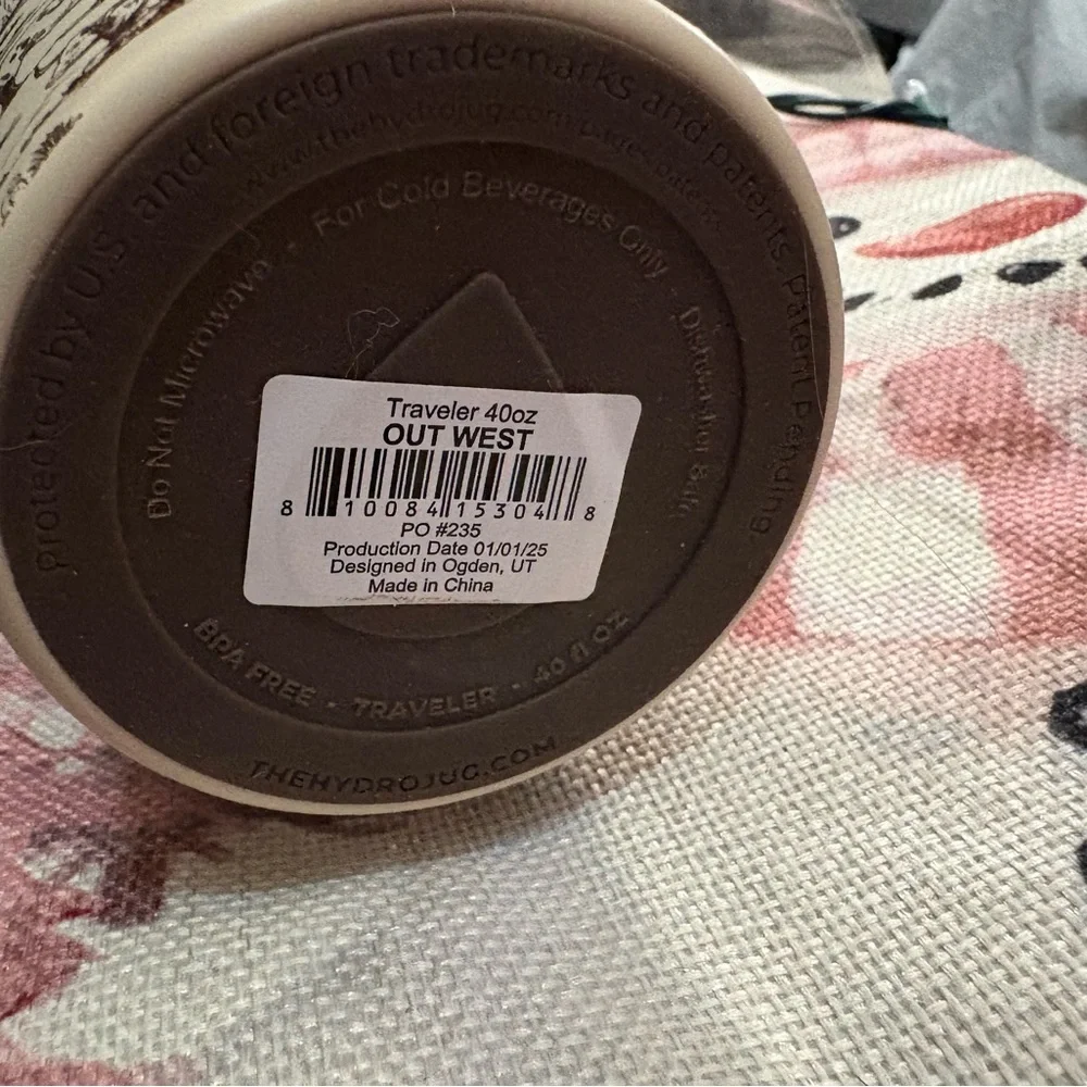 40 oz Out West HydroJug - Picture 6 of 6